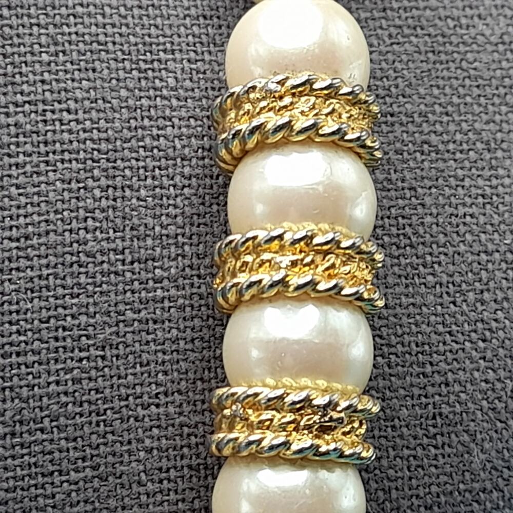 Vintage Glass Pearl Necklace, Gold Tone Accents, 24 Inches - Picture 5 of 10